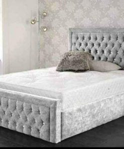 Hilton Bed In Chenille