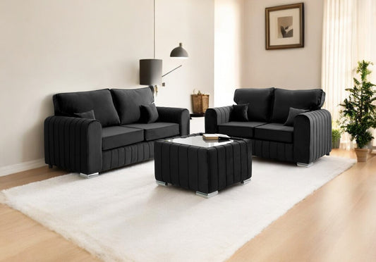 Lilly 3+2 Fullback Sofa in Black – Sophisticated Design with Everyday Comfort